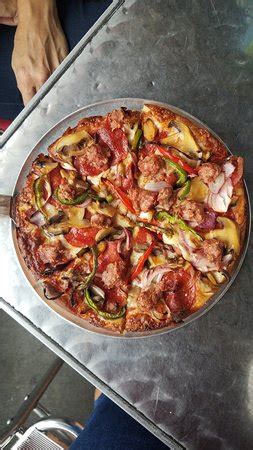 Dina's pizza and pub - Dina's Pizza & Pub, Cleveland: See 54 unbiased reviews of Dina's Pizza & Pub, rated 4 of 5 on Tripadvisor and ranked #243 of 1,702 restaurants in Cleveland.